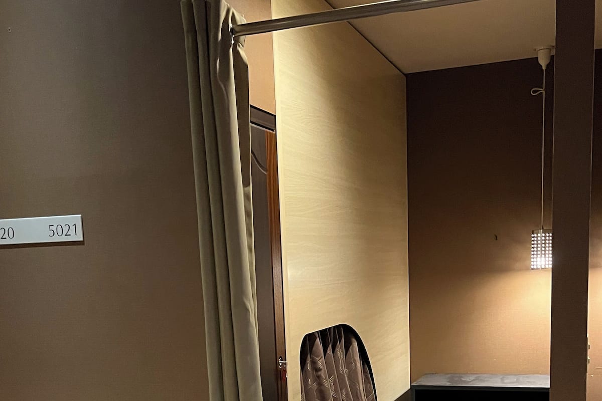 Superior-hytte - ikke-ryger (Lower Level, men only w/ Meal Coupon) | 1 soveværelse