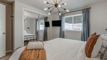 2 makuuhuonetta, silitysrauta/-lauta, Wi-Fi, vuodevaatteet