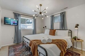 2 bedrooms, iron/ironing board, travel cot, WiFi