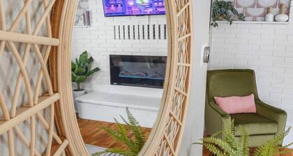 Institute Aura! Family Home w Quiet Workspace