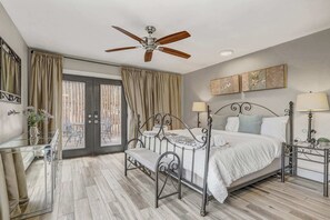 1 bedroom, desk, iron/ironing board, travel crib - Red Rock Loft! Trails Apartment w/ BBQ & Fire Pit (Colorado Springs)