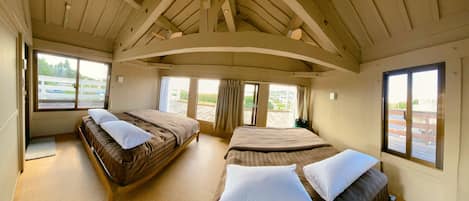 2 bedrooms, in-room safe, desk, blackout curtains