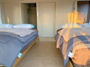 2 bedrooms, in-room safe, desk, blackout curtains - Villa SERENO MOTOBU  (Motobu)