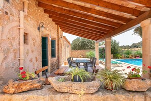 Outdoor dining - Finca Son Suau Vell (Felanitx)