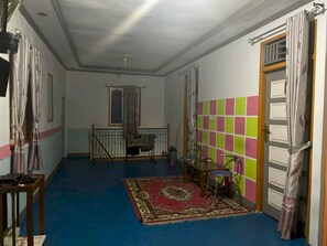 前台