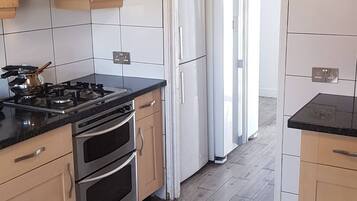 Shared Dormitory, 1 Bedroom, Garden View | Interior