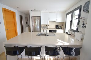 Fridge, microwave, oven, dishwasher