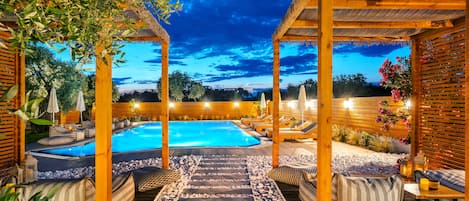 Seasonal outdoor pool