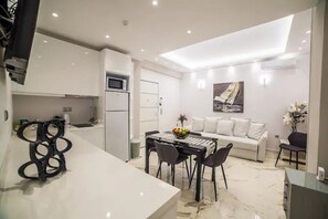 Apartment | Living area - Amazing apartment in Glyfada center (Glyfada)