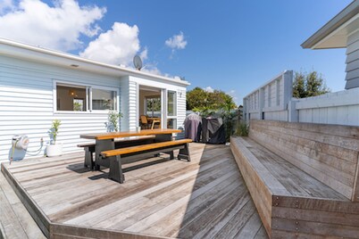The Little Easy ~ Mount Maunganui ~ Beyonder Holiday Homes