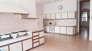 Shared kitchen facilities