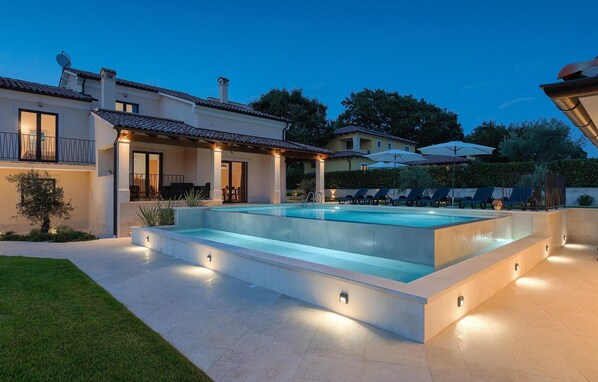 Pool - Pet friendly home in Svetvincenat (Svetvincenat)