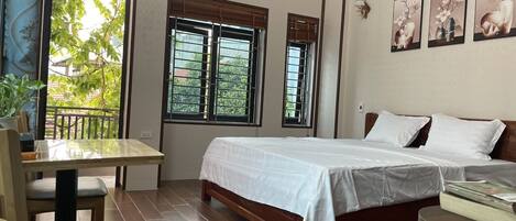 Chambre Double Standard | Matelas mémoire de forme, décoration personnalisée