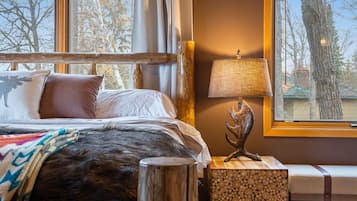 5 bedrooms, desk, free WiFi, bed sheets