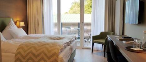 Superior Double Room | Minibar, in-room safe, individually decorated, individually furnished