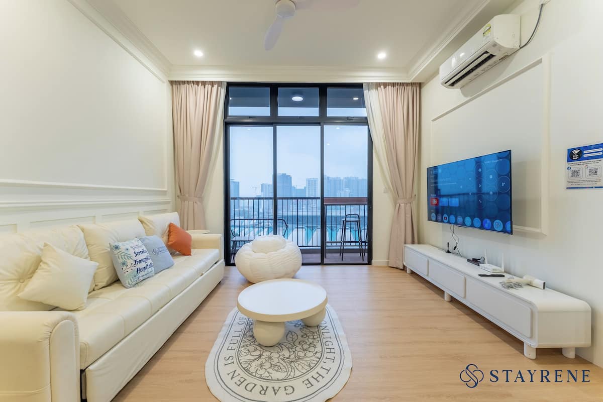 Family Apartment, City View | Living area