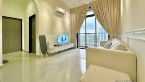 Căn hộ tiện nghi đơn giản, 2 phòng ngủ, không hút thuốc | Khu phòng khách
