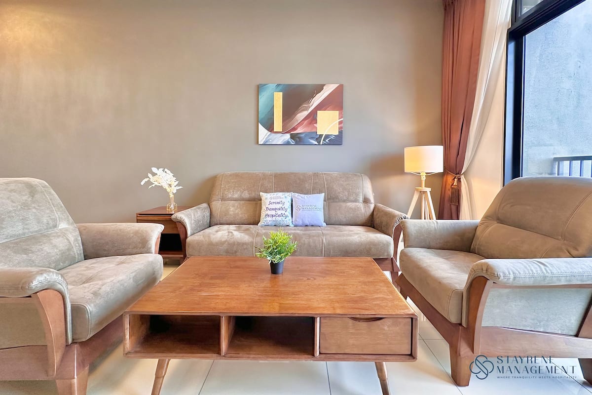 Comfort Apartment, 2 Bedrooms, City View | Living area | 42-inch Smart TV with cable channels, Netflix, streaming services