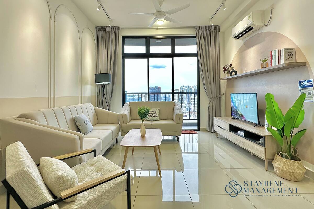 Comfort Apartment, 3 Bedrooms, Non Smoking, City View