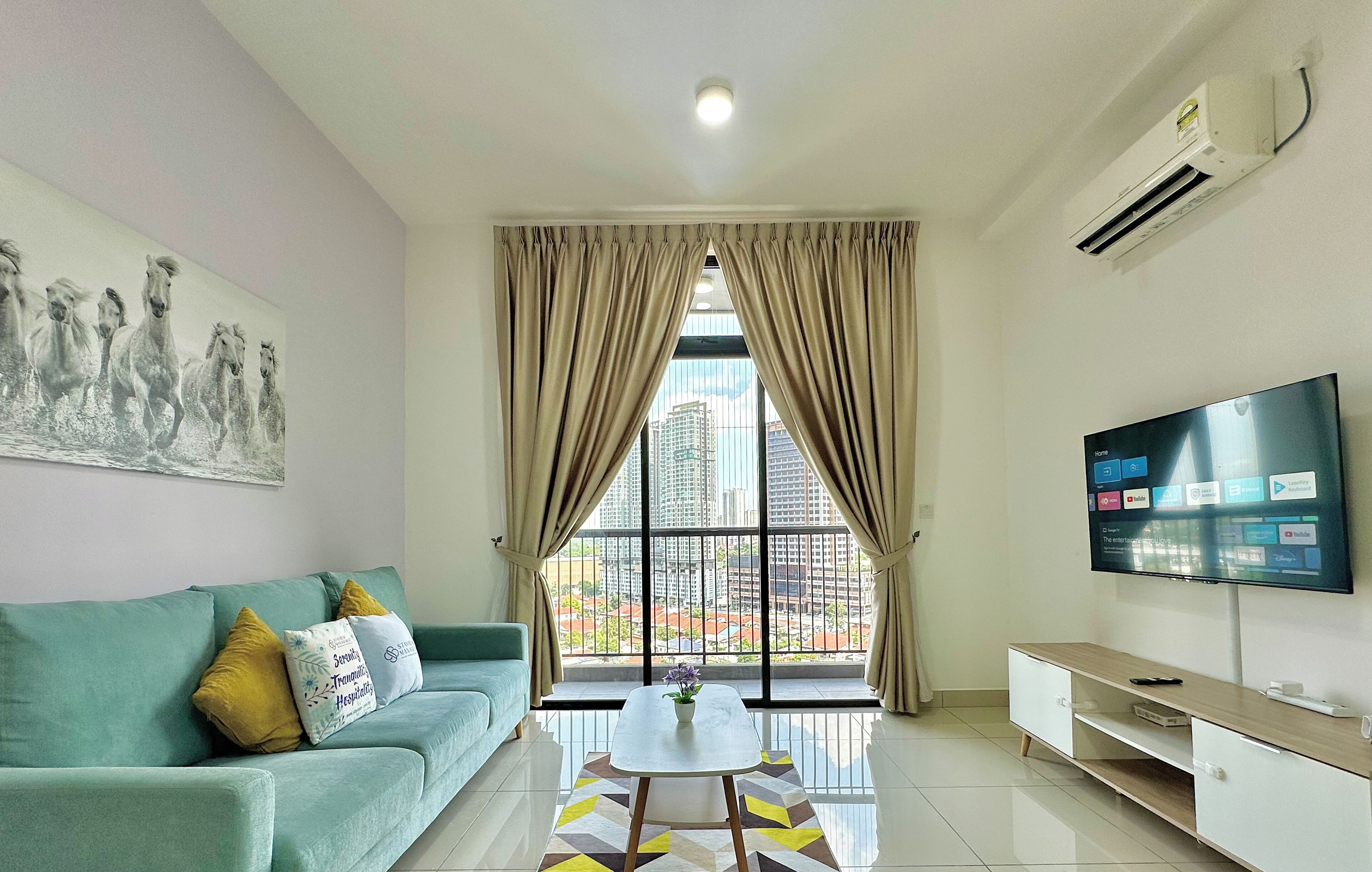 Comfort Apartment, 3 Bedrooms, Non Smoking, City View | Living area | 42-inch Smart TV with cable channels, Netflix, streaming services