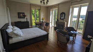 5 chambres, bureau, fer et planche Ă repasser, Wi-Fi gratuit
