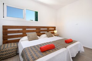 1 bedroom, iron/ironing board, travel cot, free WiFi