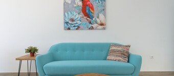 Blue Volcano - 200 from the beach-access to Fariones' sport center ( heated pool, sauna and gym)