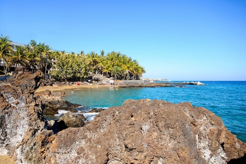 Orange Volcano - 200 m from the beach-access to the fariones sports centre included (swimming pool, sauna, gym)
