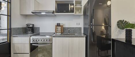 Fridge, microwave, oven, stovetop