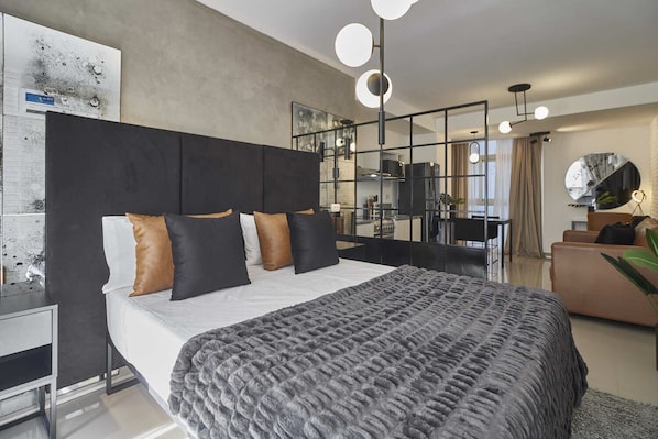 Desk, iron/ironing board, free WiFi, bed sheets