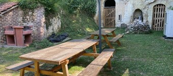 Geräumiges Familien-Ferienhaus mit Garten, Terrasse und Parkplatz zwischen Le Mans und Tours