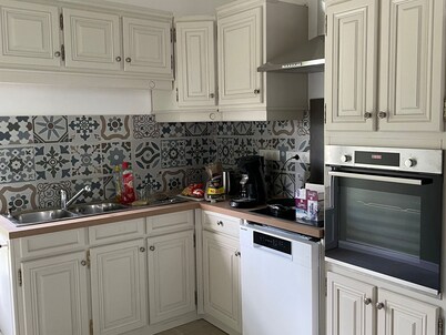 Spacious Family Cottage with Garden, Terrace, and Wifi near Le Mans and Tours