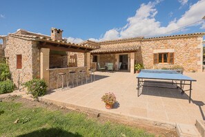 Outdoor dining - Villa Colonya Den Jaume- 3 bedroom, spacious terraces & fabulous views, Pollensa (IB)