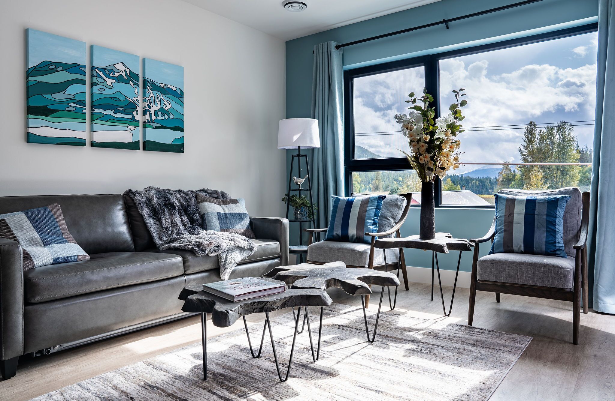 Smart-tv en een open haard