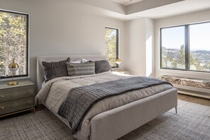 5 chambres, fer et planche à repasser, Wi-Fi gratuit, draps fournis