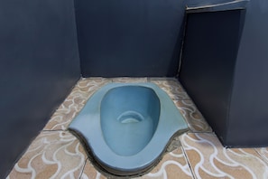 Deluxe Double Room | Bathroom | Shower, soap