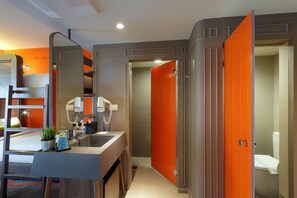 Bathroom - Tinidee Trendy Bangkok Khaosan (Bangkok)