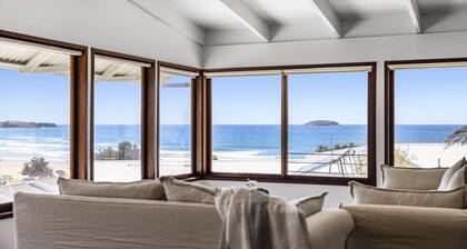 Victoria's - Hamptons Charm, Pool, Pizza Oven, Spectacular Ocean Views