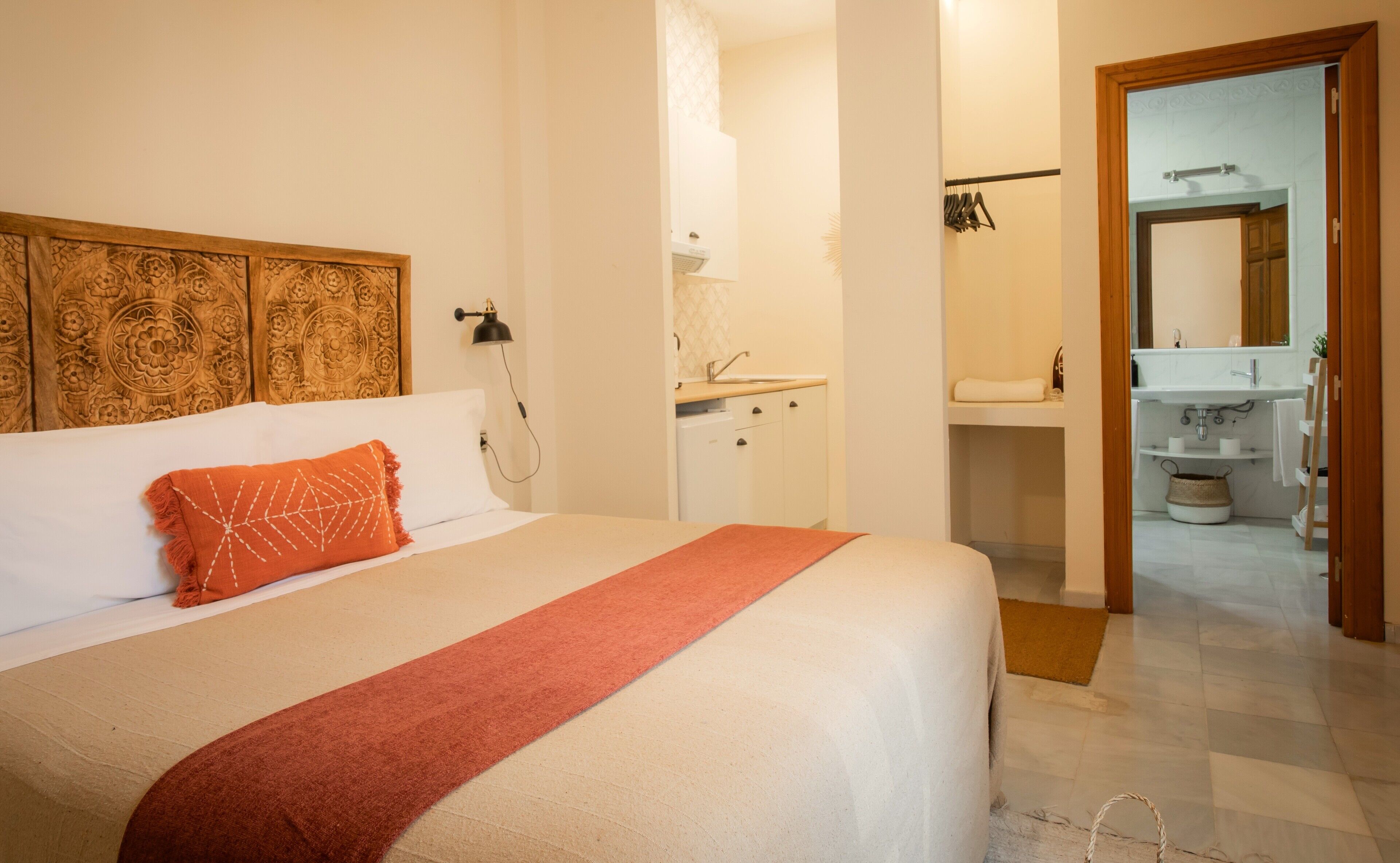 高級開放式客房 | 筆電工作空間、遮光布/窗簾、熨斗/熨衣板、免費無線上網