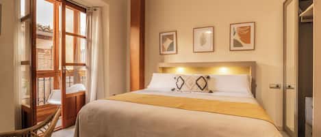 Deluxe Studio | Balcony