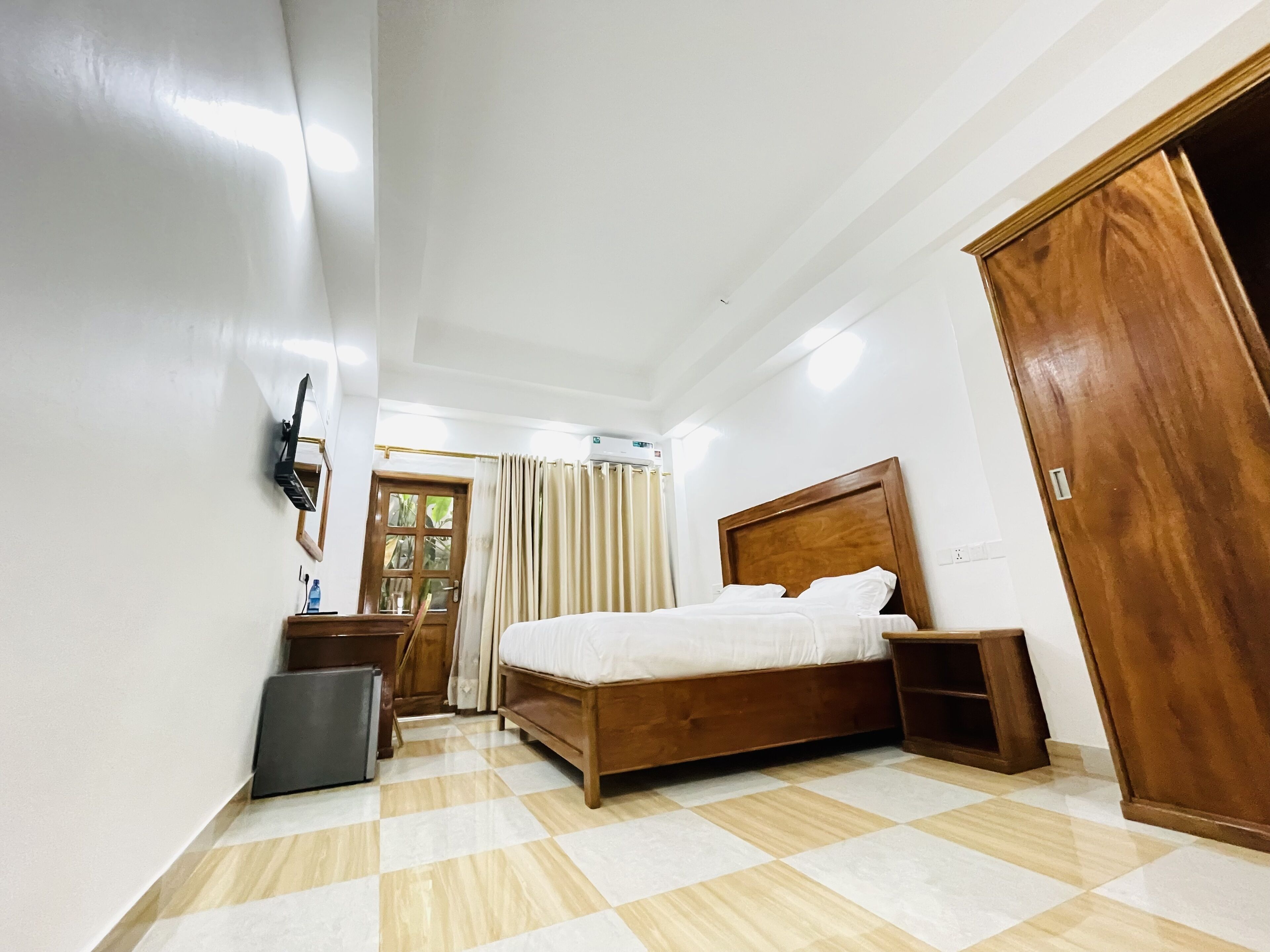 Photo - Pulickal Heights Hotel