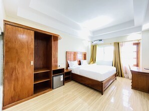 Habitación ejecutiva con 1 cama doble o 2 individuales | Ropa de cama hipoalergénica y decoración individual