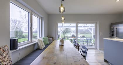 Vacation home Deichglück in Tönning for up to 8 people