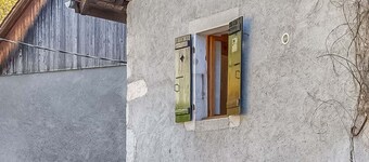 Les Moulins - Village House