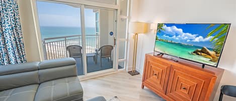 Een smart-tv en een kantoor