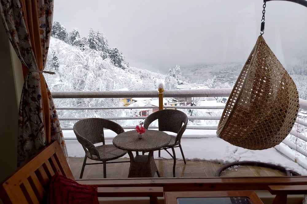 Elegance Retreat Manali Luxury Stay