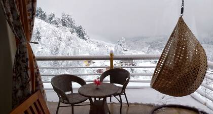 Elegance Retreat Manali Luxury Stay