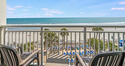Newly Upgraded,Great View,Direct Sandy Beach 1BR!