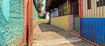 OYO 93224 Fj Guest House