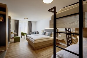 Family Room, Mountain View | Hypo-allergenic bedding, in-room safe, individually decorated
